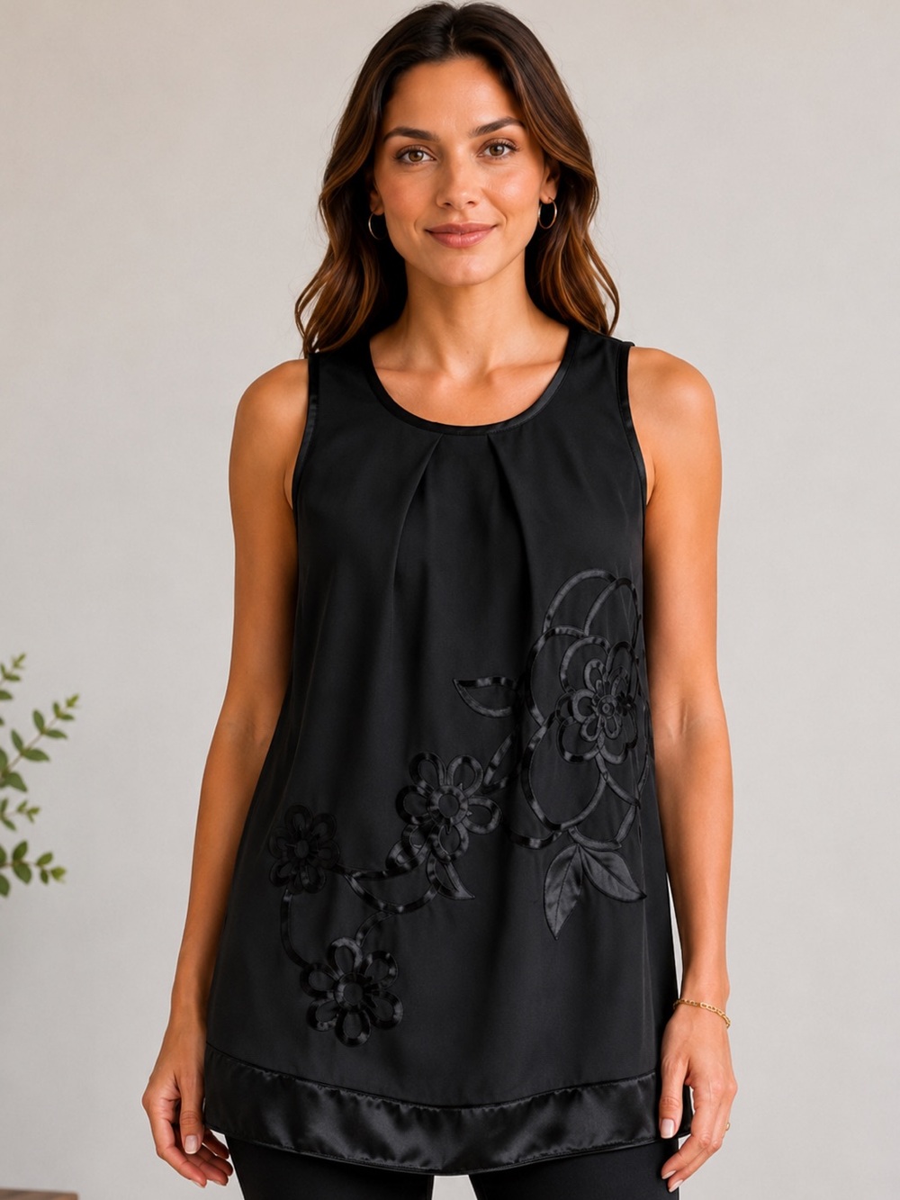 Max Studio Special Edition Black Silk Blend Floral Appliqué Sleeveless Tunic XS